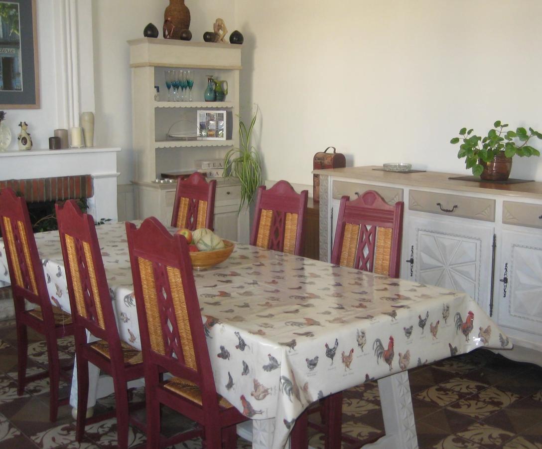 Chambre D'Hotes Oiron, Deux Sevres - Not Near Taize, Burgundy Bed & Breakfast Exterior photo